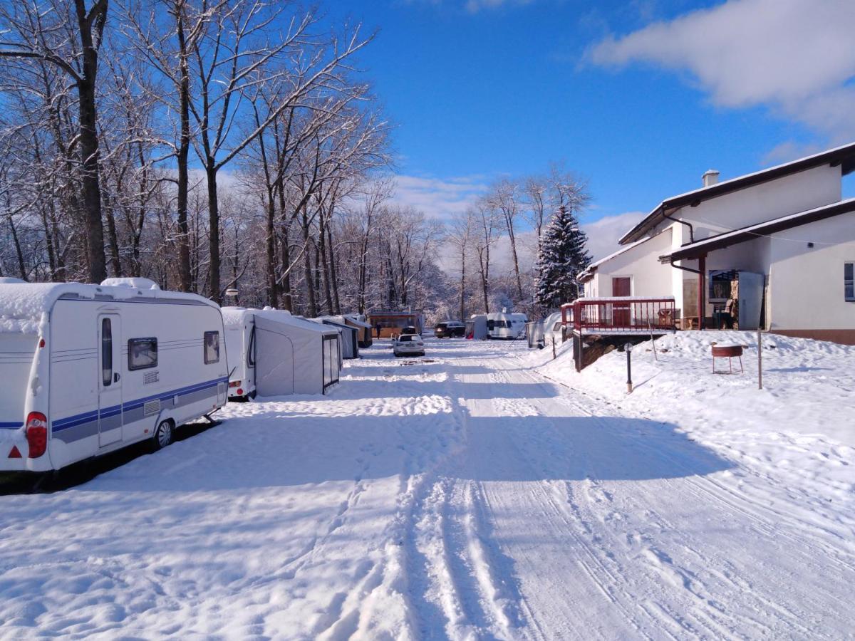 Family Bungalows & Camp Vrchlabí Eksteriør bilde